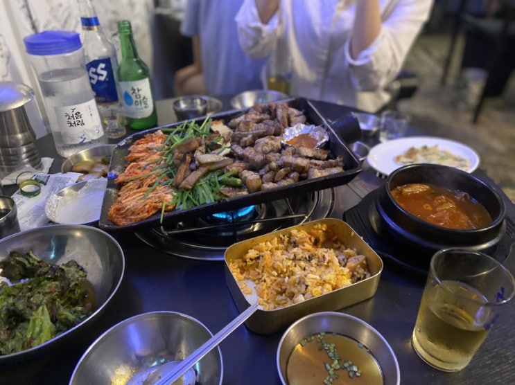  합정역 고기집 구워삶다 - feat. 합정 삼겹살 참숯나무로 제대로 초벌!
