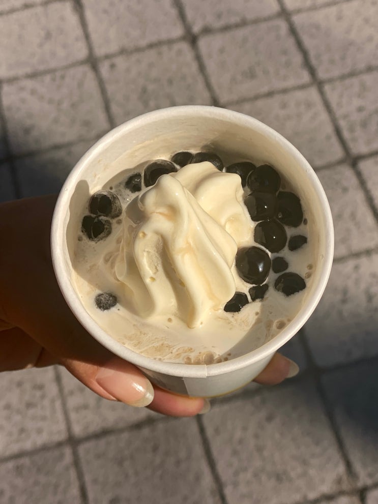  빽다방 아펄추(아이스크림에 펄추가) 먹어본 후기