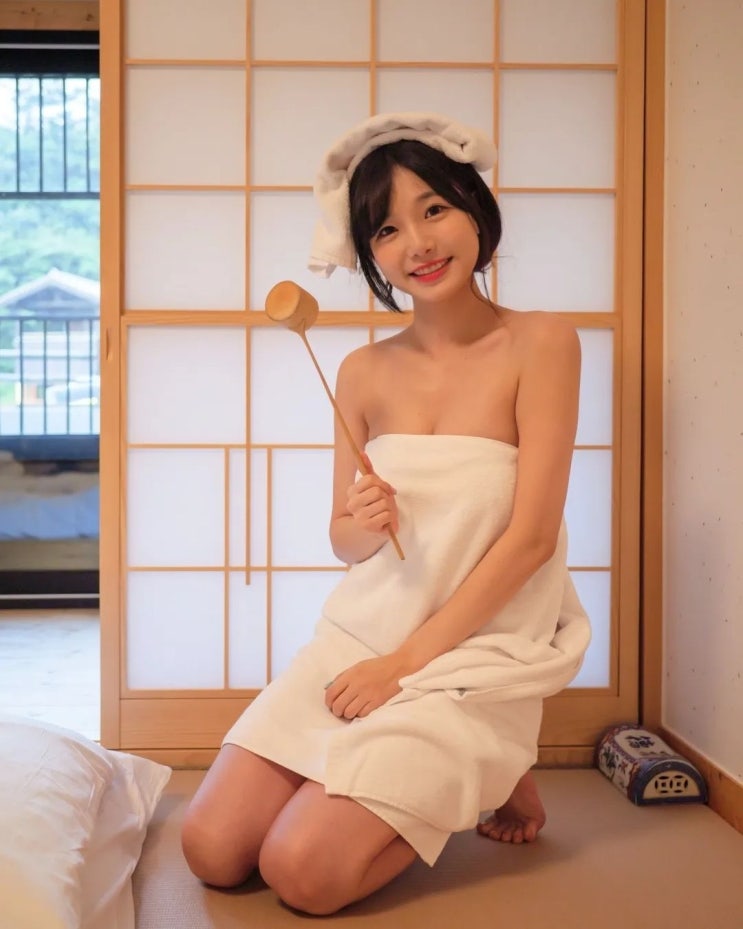 트위치 스트리머 수련수련, 김희철과 합방으로 입방아 오른 후 올린 근황 사진 "천사가 따로없다" 트위치 스트리머 수련수련, 김희철과 합방으로 입방아 오른 후 올린 근황 사진 "천사가 따로없다"