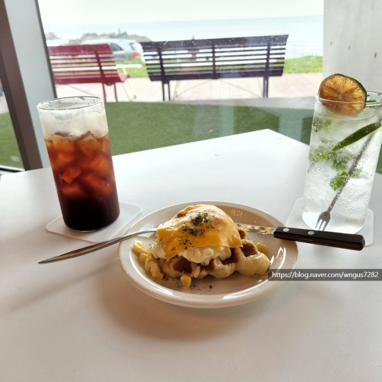  울산주전카페/오션뷰카페｜카페벼리, 베이커리랑 뷰가 맛집이네?