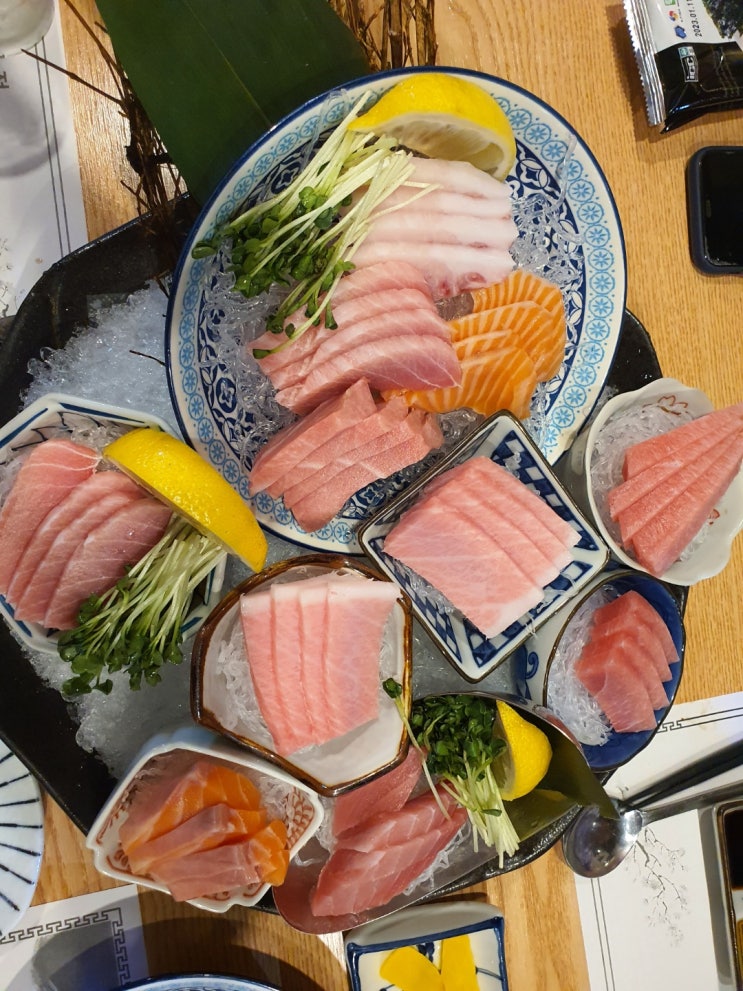  부산 초량역 참치집 닛코참치 맛집