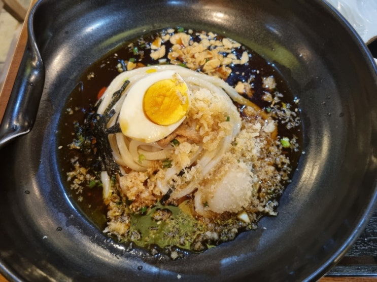 목동 우동집 히노야마 냉우동 붓카케 우동 후기(식스센스 나온 납작우동집) 목동 우동집 히노야마 냉우동 붓카케 우동 후기(식스센스 나온 납작우동집)