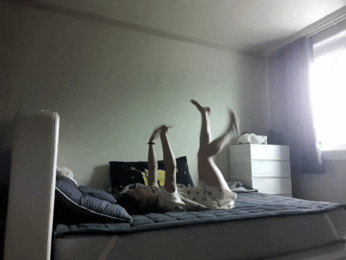  침대 위에 누워서 하는 스트레칭 : 아침 운동 효과