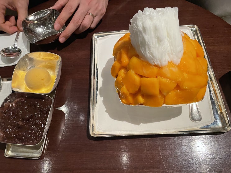  서울신라호텔 라이브러리 망고빙수