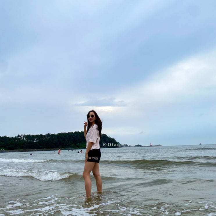 디스커버리 익스페디션 여성 워터 티셔츠 반팔티, 보드숏 반바지 여름 바캉스룩 코디 디스커버리 익스페디션 여성 워터 티셔츠 반팔티, 보드숏 반바지 여름 바캉스룩 코디