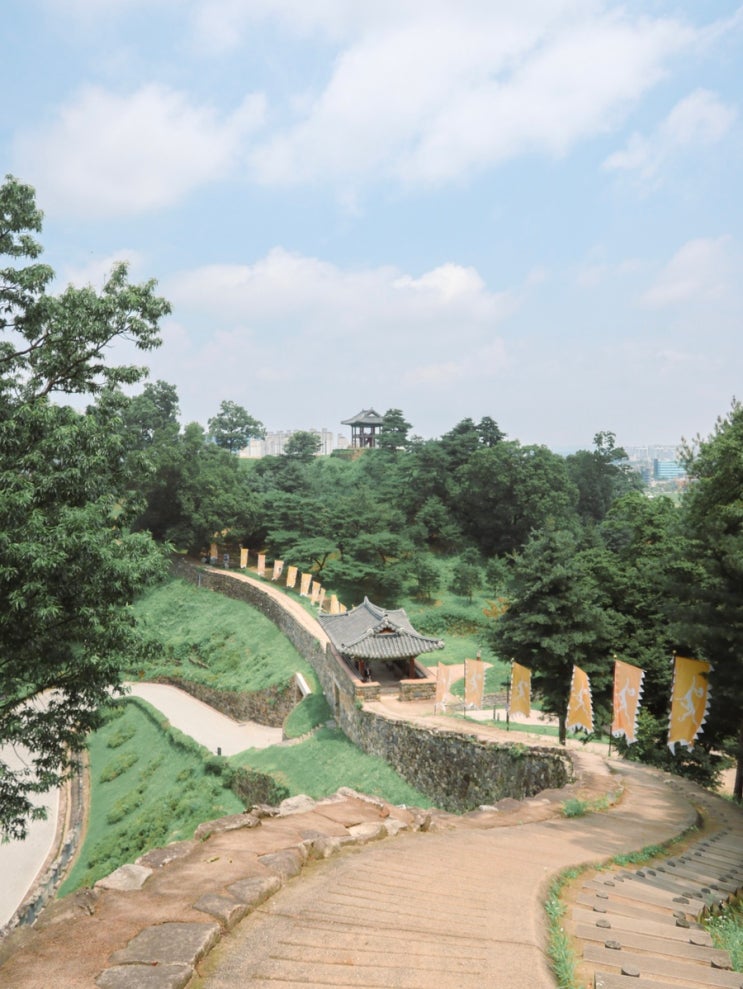  ️ 마음을 짓다, 공주여행 ️ 둘째날 : 공산성 산책으로 갔다가 조져진 썰 + 처음으로 만난 명상 (feat. 템플 세마Temple SEMA)