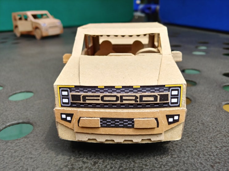 18.포드 F150 랩터(박스로 자동차 만들기, 도안무료) Ford F150 Raptor(How to make a cardboard car, Drawing Free)