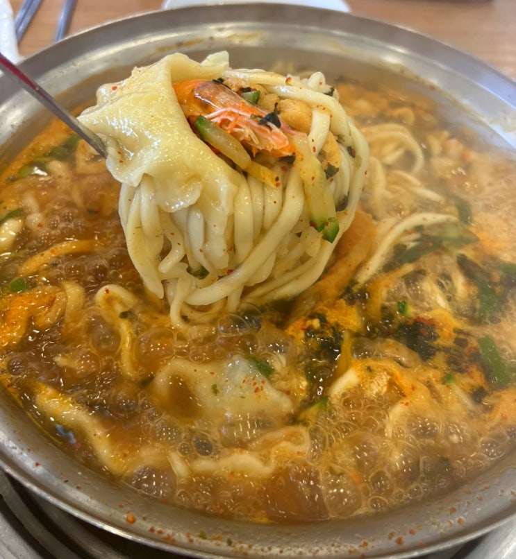  [하남/팔당댐 맛집] - 줄서먹는 팔당원조칼제비칼국수 : (얼큰칼제비, 해물파전)