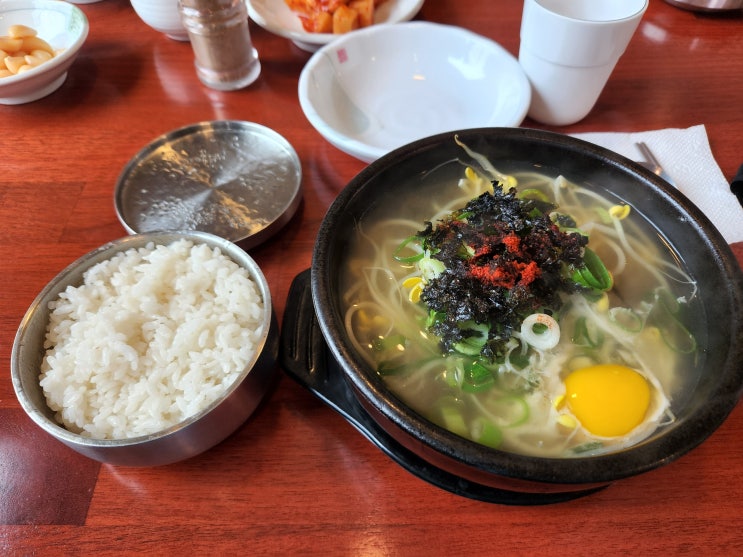 수원 광교산 등산 가면 먹는 맛집 '전주 콩나물국밥' 방문 후기 : 높은 가성비와 산악회, 동아리 단체 식사로 좋은 곳.