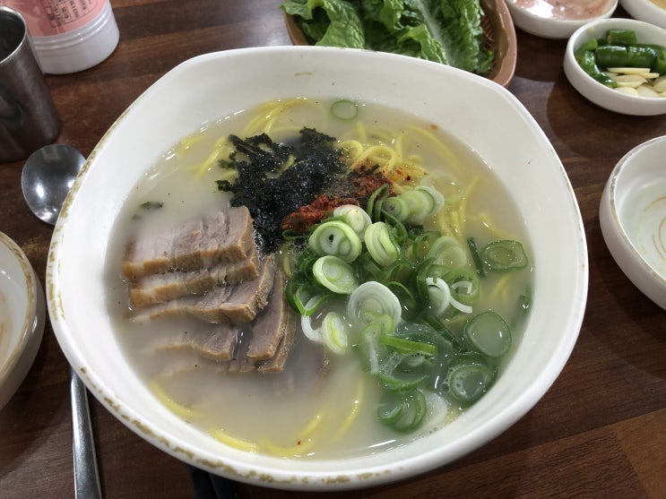  이상한 변호사 우영우 / 제주도맛집 배지근한 고기국수 국물 [가시아방국수]