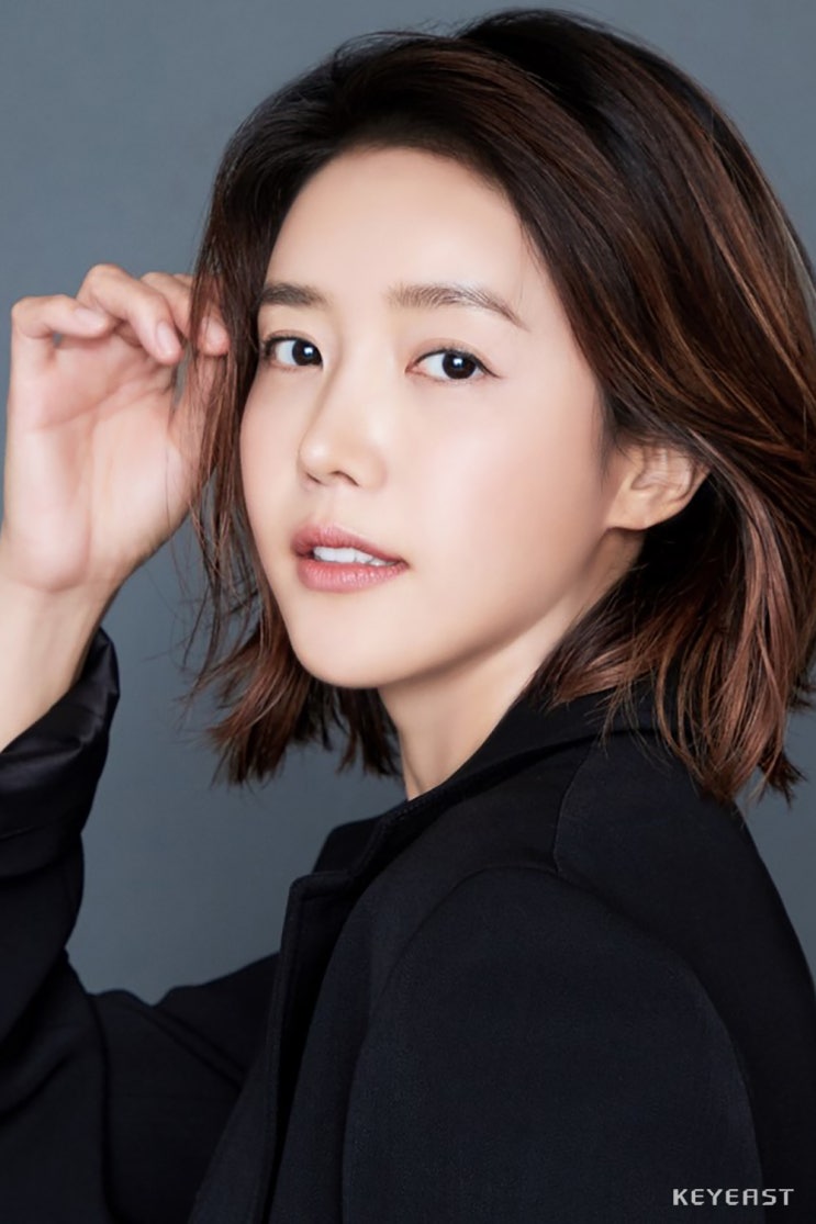 채정안, 키이스트와 <b>재계약</b> 체결…‘신뢰·믿음’의 동행