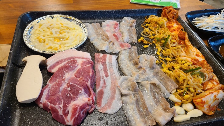 함덕고기집 윤가네흑돼지대패삼겹살 제주함덕흑돼지 함덕고기집 윤가네흑돼지대패삼겹살 제주함덕흑돼지
