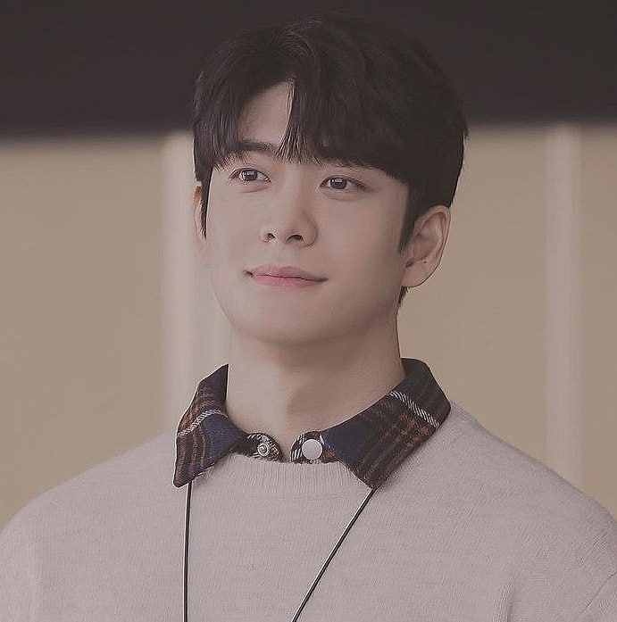 탤런트 강태오 프로필 나이 키 군대 본명 mbti 시구 & 작품활동 필모그래피 - 이상한 변호사 우....