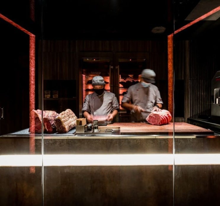 자카르타 - 고기덕후들을 위한 드라이에이징 고기 맛집 - Aged + Butchered