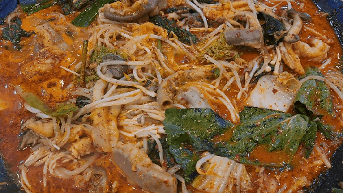  칼칼하고 맛있는 성남곱창전골 맛집 삼도순대국