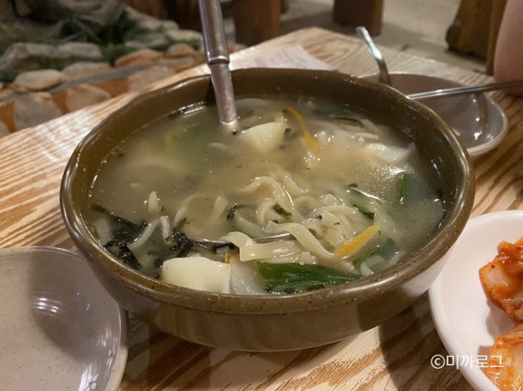  부산대 24시 술집 조선칼국수 조칼 밤새 마실 초빼이를 위한 저렴한 술집