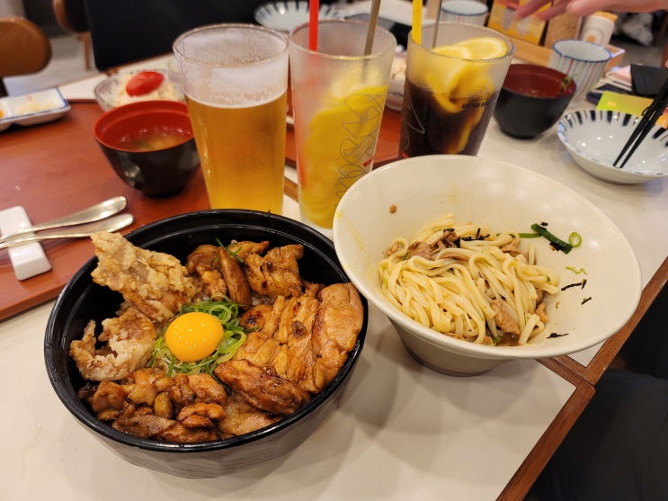 수원 행궁동 행리단길 덮밥 맛집 '배키욘방', 일식과 함께 즐기는 시원한 맥주 한 잔!!
