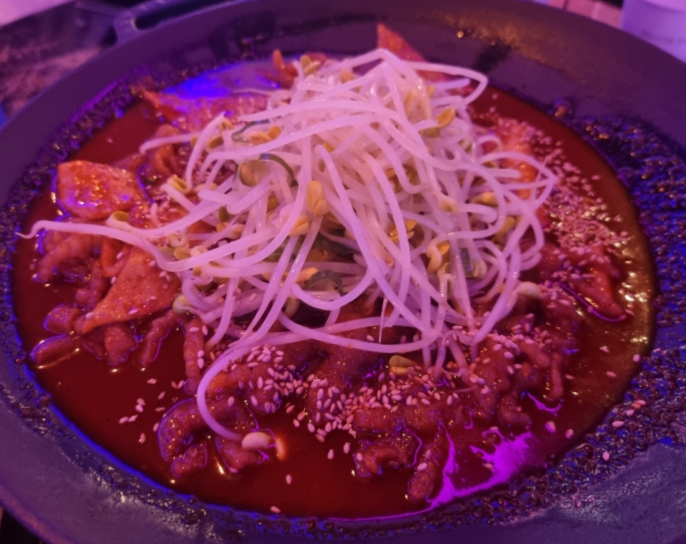  [서면 맛집] 매콤한 닭발과 아이스호떡의 조화, 옥탑방두얼간이 서면점