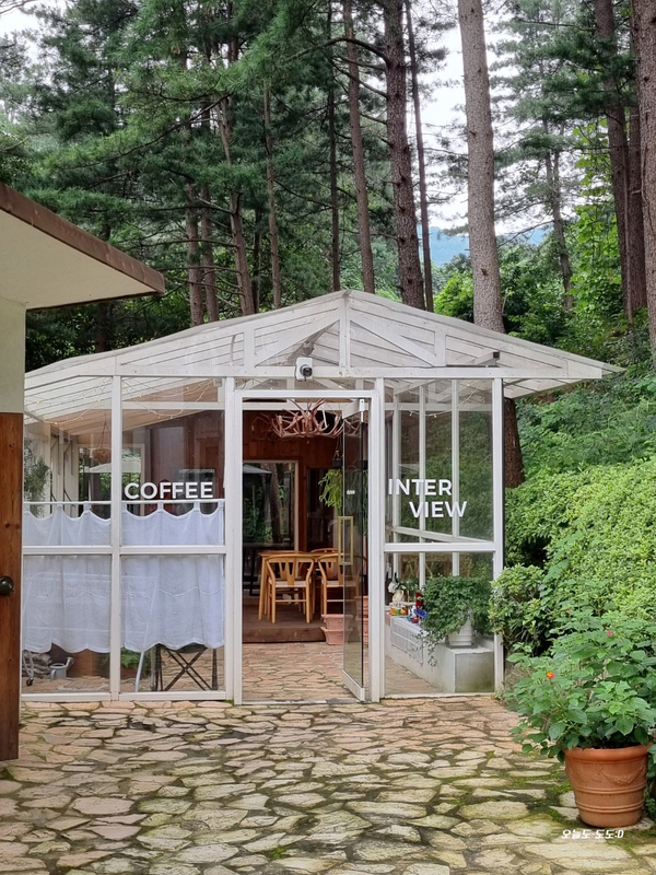 커피인터뷰 양평점 사진 1