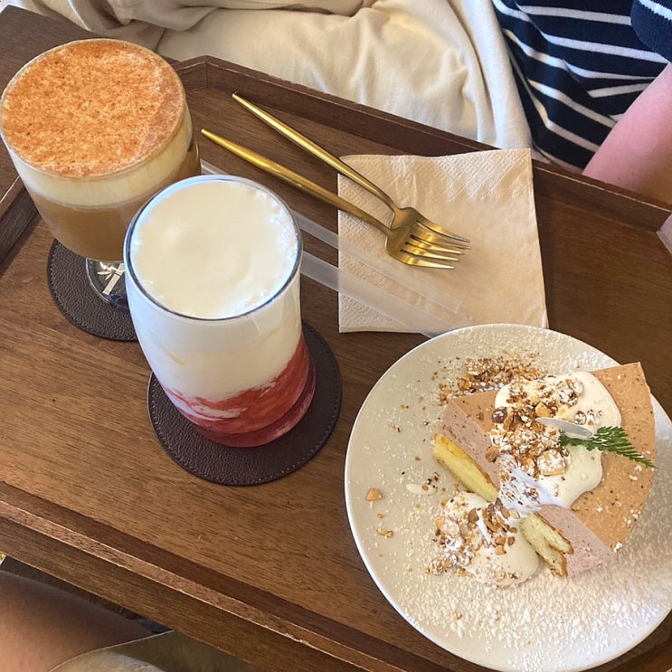 부산 광안리 카페 광안대교가 보이는 '차선책' 부산 광안리 카페 광안대교가 보이는 '차선책'