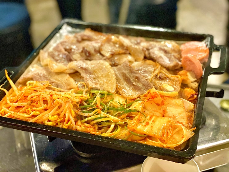  합정 상수 맛집 / 두툼한 냉삼 고기집 구식냉삼식당 합정점 추천