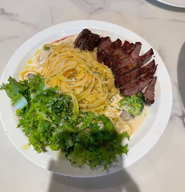 전주 아중리 파스타 맛집_깔끔한 분위기의 “핸더 아중점” c