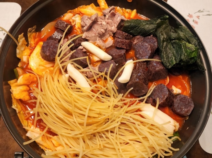  순대보감 / 신림동 순대타운에서 먹던 그 순대곱창볶음 밀키트