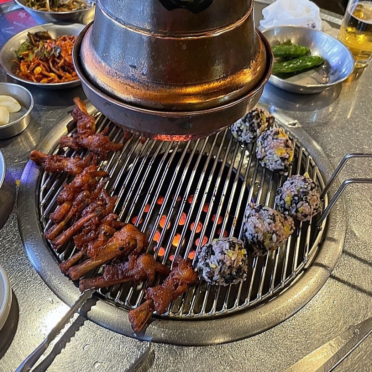 모영호의연탄집 마산 댓거리 맛집 연탄에 구워 먹는 닭발 항정살
