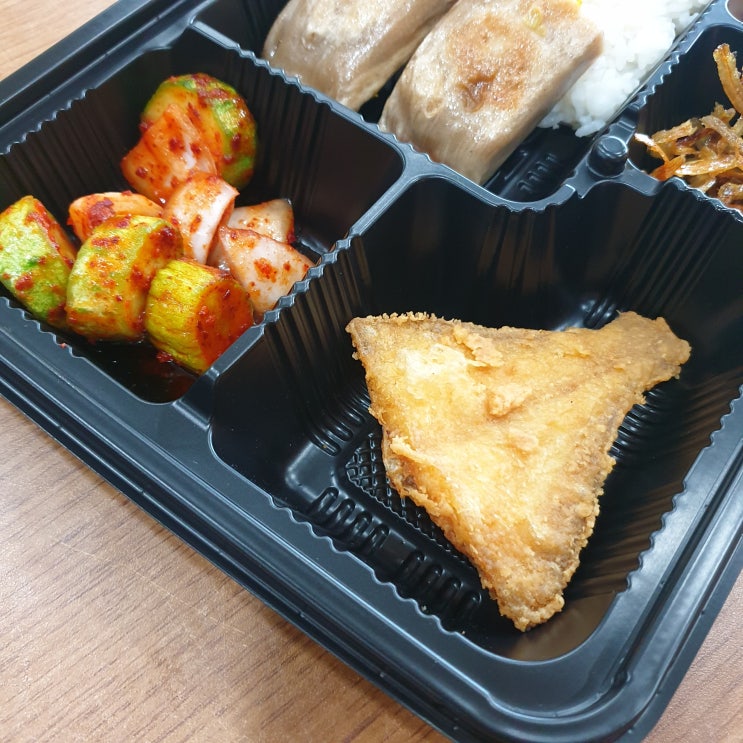  {  8/19  오늘의 저녁 도시락}                                         매일 새로운  배달 도시락