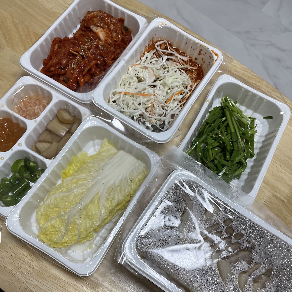 돈통마늘보쌈 이천하이닉스점 사진 1