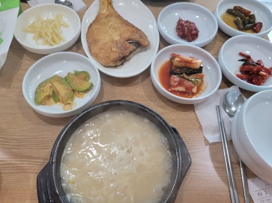  강원도 양양 당일치기 여행 수영하고 고기먹고 빵먹고 놀다온날