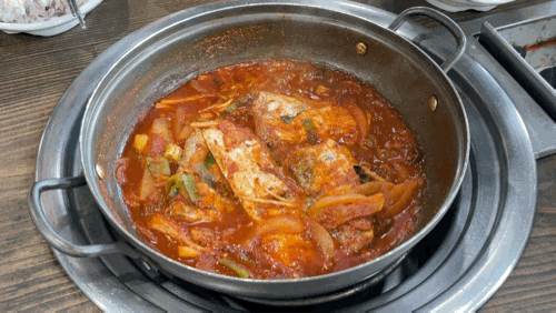  제주 사계리 / 합리적인 가격으로 감칠맛 나는 통갈치구이와 갈치조림을 한 번에! 가성비 제주도 산방산 맛집 추천, 제주산방산나들목