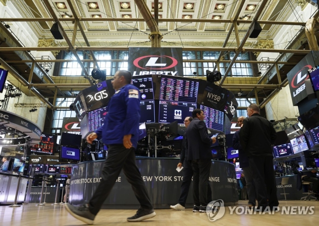 뉴욕증시, 기술주·밈주식 급락세에 주춤…나스닥 2%↓ 뉴욕증시, 기술주·밈주식 급락세에 주춤…나스닥 2%↓