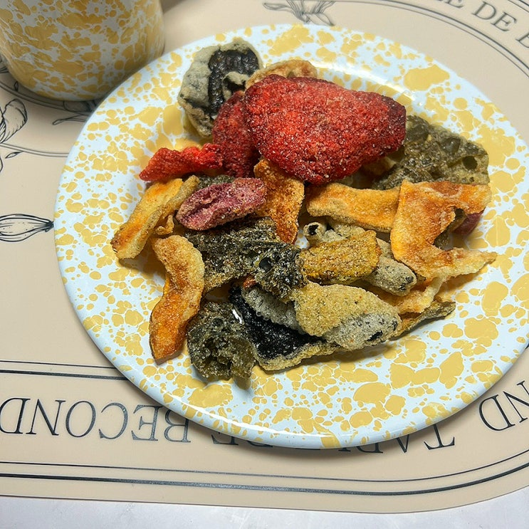  속초 중앙시장 맛집 자꾸 찾게되는 마성의간식 티각태각