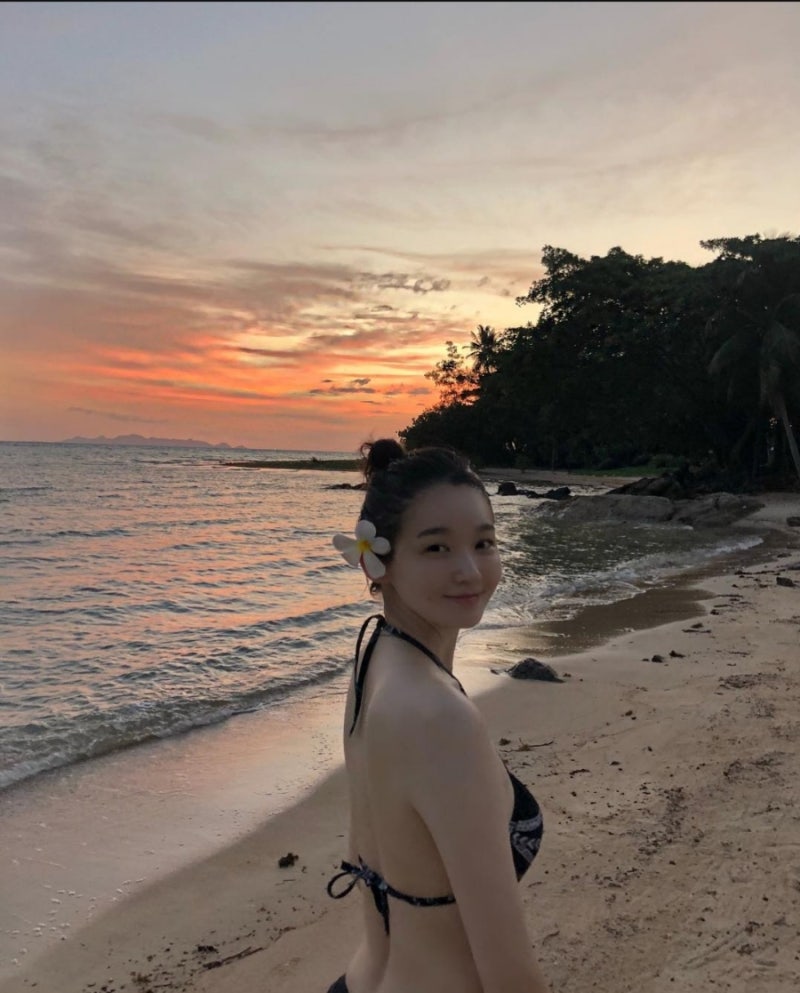 가수 다비치 '강민경' 프로필 나이  데뷔 반려견 가창력 몸무게 키 반려견 휴지 유튜브 뒷광....