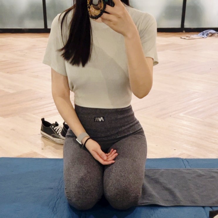  심리스 레깅스, 도톰한 고중량 네버마인드 착용 후기