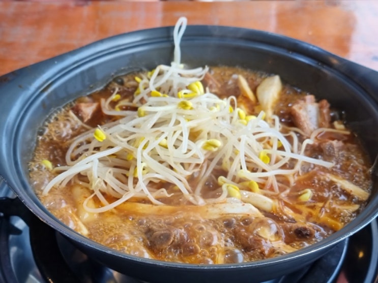 김포 고촌 등갈비맛집 두꺼비식당 김포현대아울렛점! 육수맛이 끝내주네요