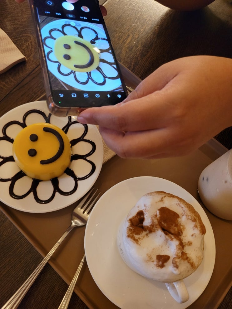  건대 핫플 카페 아르무아 재방문 역시 맘에 드는곳