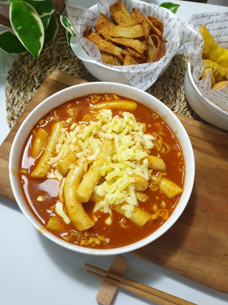  신전 떡볶이 황금 레시피 신전 떡볶이 소스 만들기 튀김어묵 에어프라이어에 만드는 법