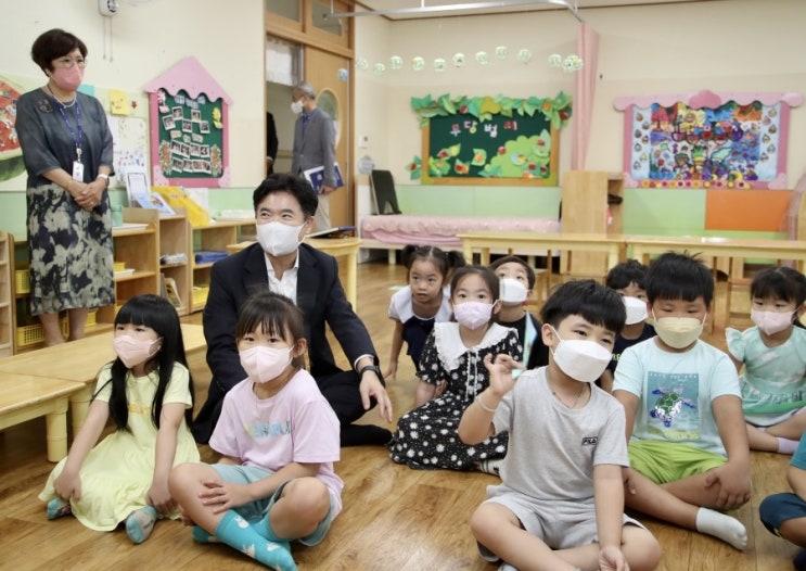 <b>김대중 전남교육감</b> 현장 소통...방학중 돌봄<b>교실</b> 참관 의견 청취... 