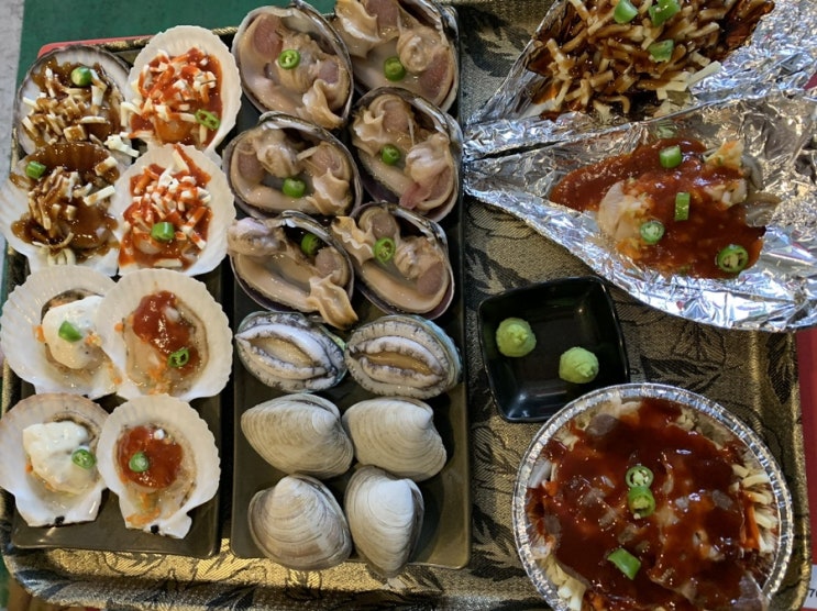  [신촌 맛집] 내돈내먹::청춘대로 조개구이(feat.시바 댕댕이)