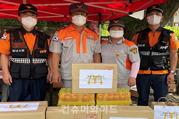 한국맥도날드, 집중호우 <b>실종자 수색</b>인력에 ‘빅맥’ 1100인분... 