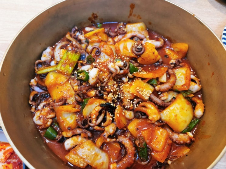  수원 롯데몰 맛집 미스터시래기 낙지볶음 꼬막무침 스페셜