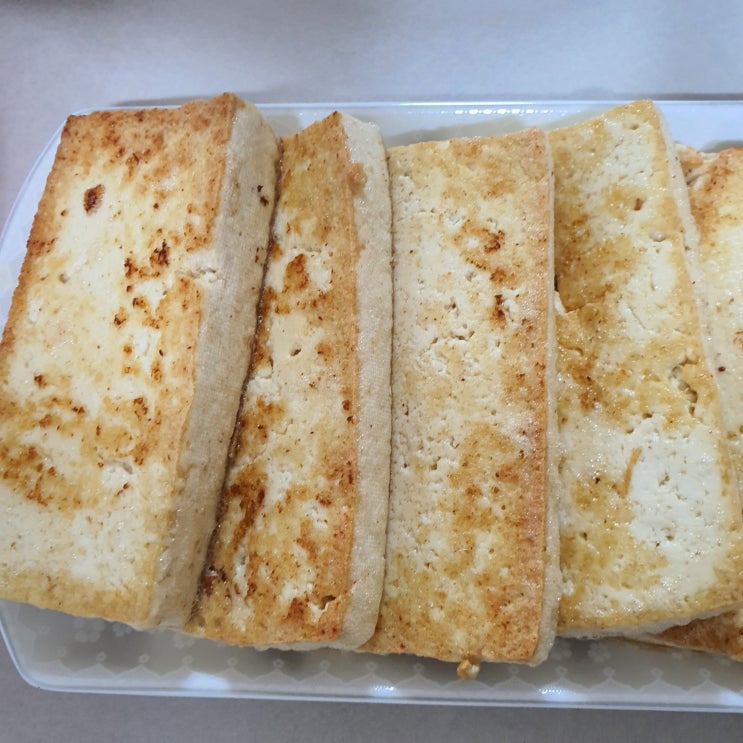  두부 효능 알아보고 들기름 두부구이 만들어 봤어요.
