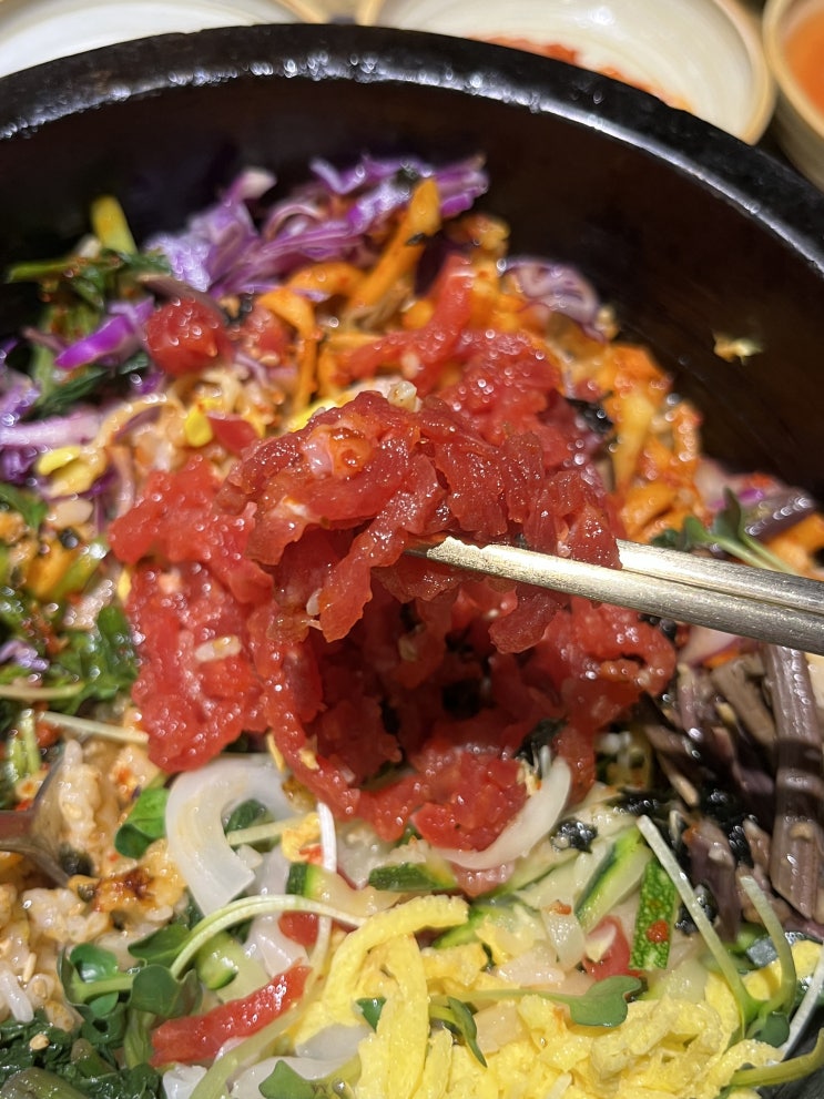  대구 수성구 한식 / 범어동 맛집 '개정 라온제나호텔점' 육회비빔밥은 역시