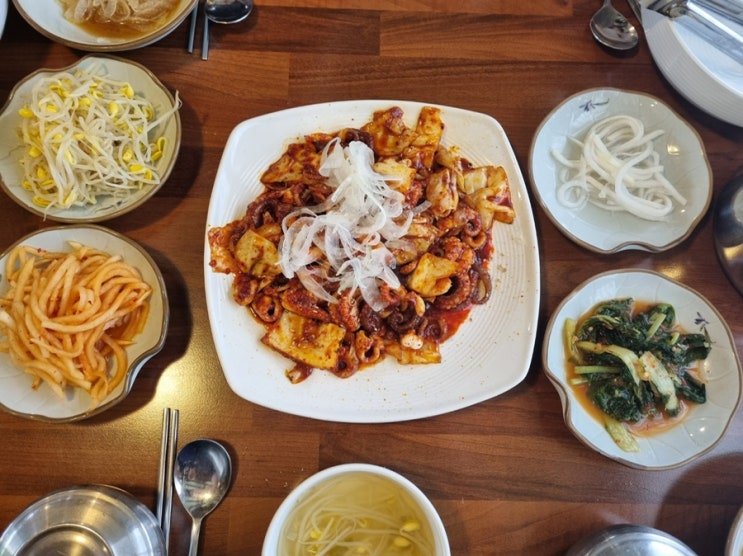  [경기 광주] 신현리 주꾸미/냉면 맛집 한옥 식당 마당
