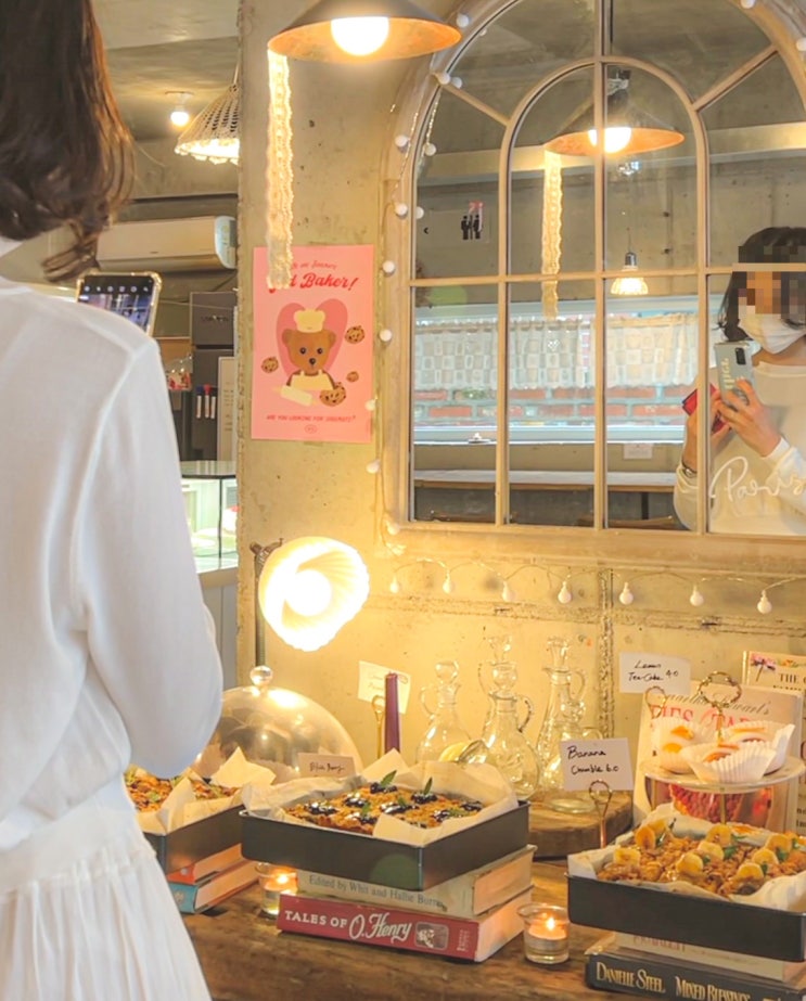  연남동 위아소울메이트 2호점, 유럽감성 빈티지 카페 구경하고 왔어요