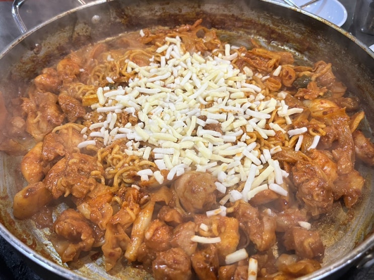  [춘천집닭갈비] 한양대 앞에 닭갈비집으로 와 하면 여기임