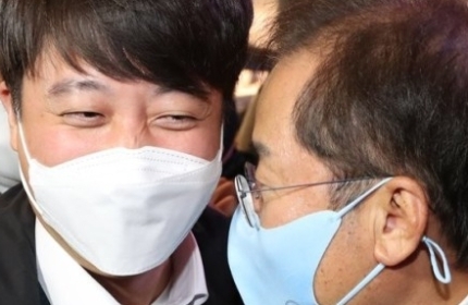 <b>홍준표</b>에게 "<b>이준석</b> 신경 쓰지 마시라" 洪의 답변은?