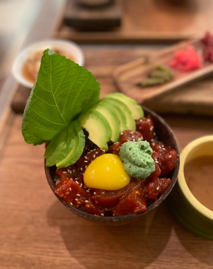  경주 황리단길 백반집 : 백조식당 참치 아보카도 한상 +소주